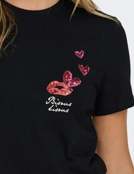 Camiseta Only Kita Corazones negra